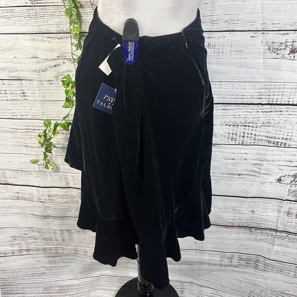 RSVP Talbots Skirt Plus 14W Black Velveteen Knee A Line Ruffle Modest Wedding - Picture 13 of 15